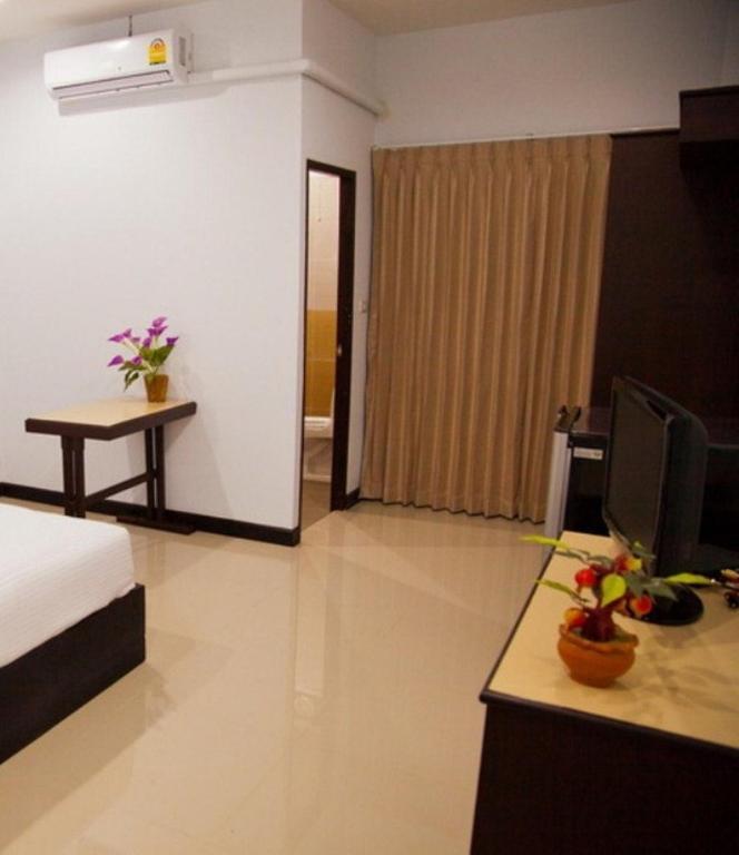 The Family Grand Hotel Udon Thani Bilik gambar